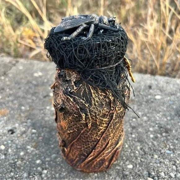 NEW Fun - Black & Bronze Fly Mixed Media Handcrafted apothecary jar - Picture 11 of 15